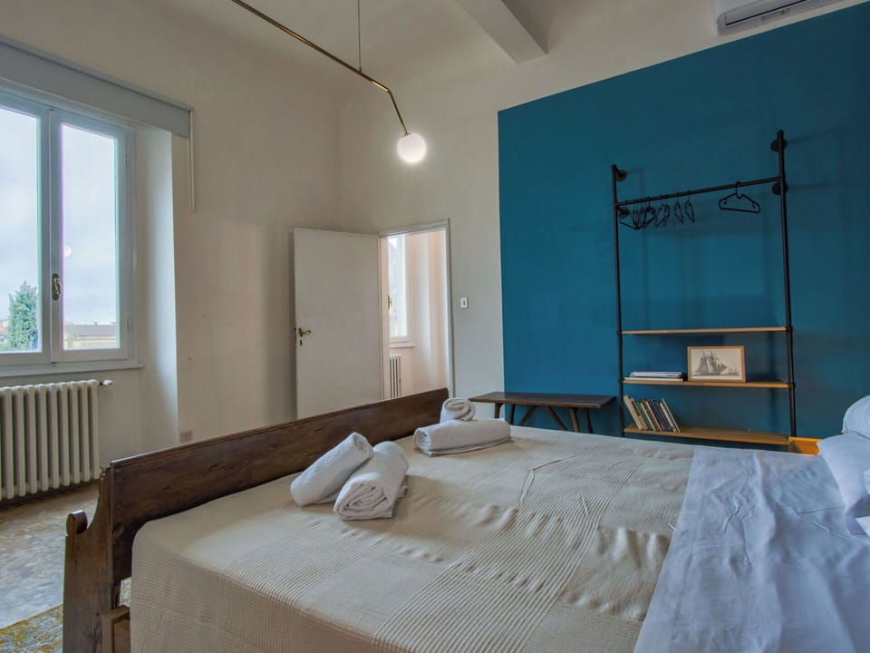Furniture, Wall, Interior Design, Flooring, Floor, Wood, Ceiling, Bedroom, Room, Lighting