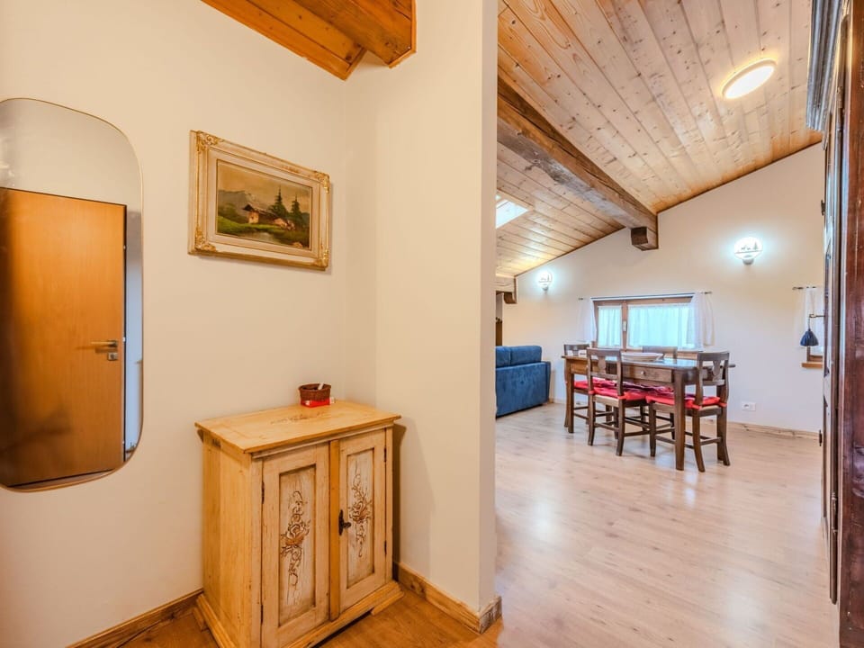Wood, Furniture, Ceiling, Home, Interior Design, Floor, Room, Hardwood, Wood Flooring, Wood Stain