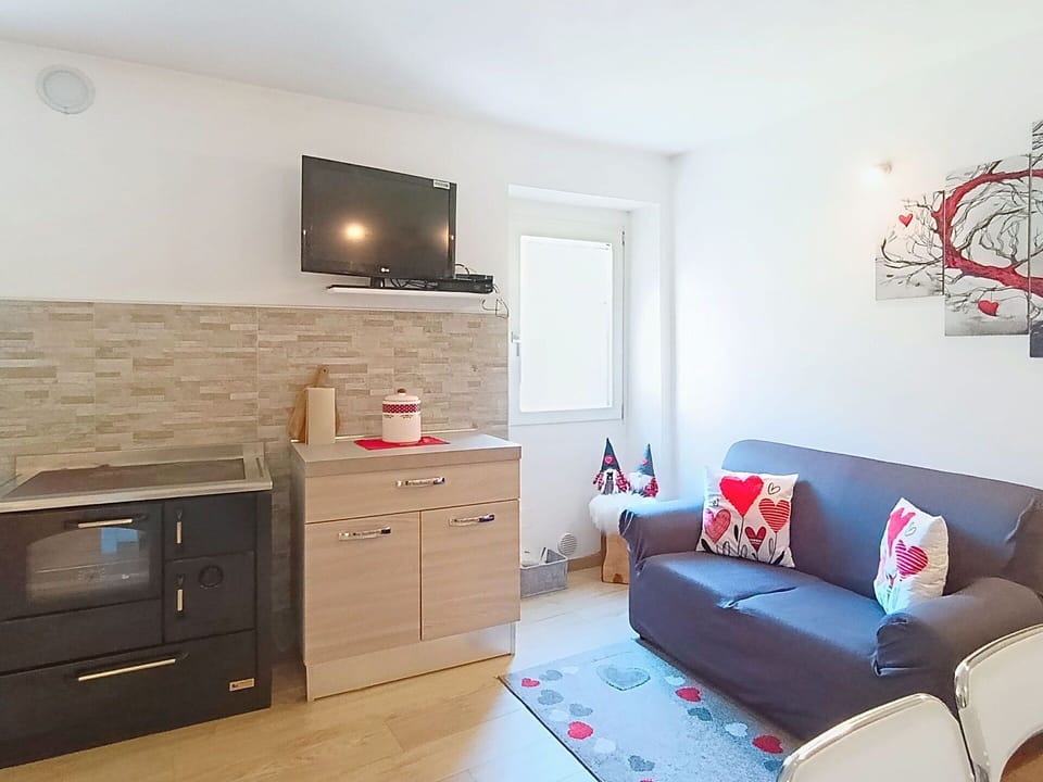 Furniture, Interior Design, Flooring, Wood, Floor, Room, Ceiling, Living Room, Lighting, Television