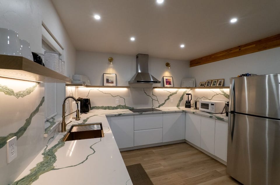Kitchen with luxury finishes