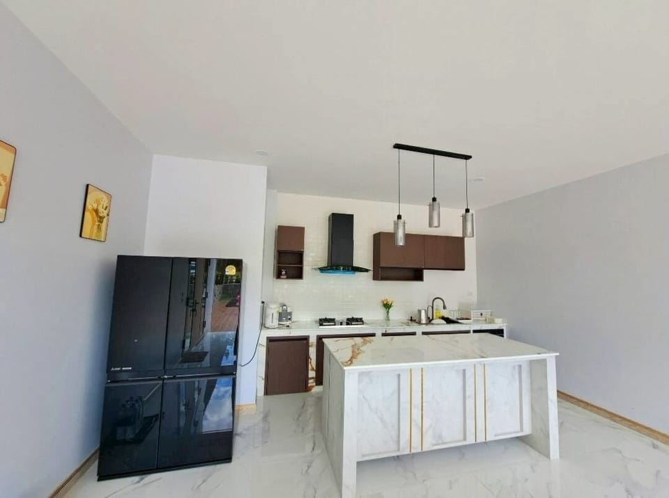 Family Villa, 4 Bedrooms, Pool Access, Pool View | Private kitchen | Cookware/dishes/utensils