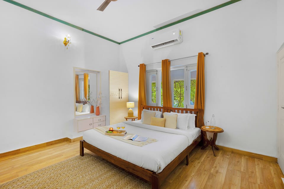 Luxury Villa | Premium bedding, cribs (free), WiFi (free), bed sheets
