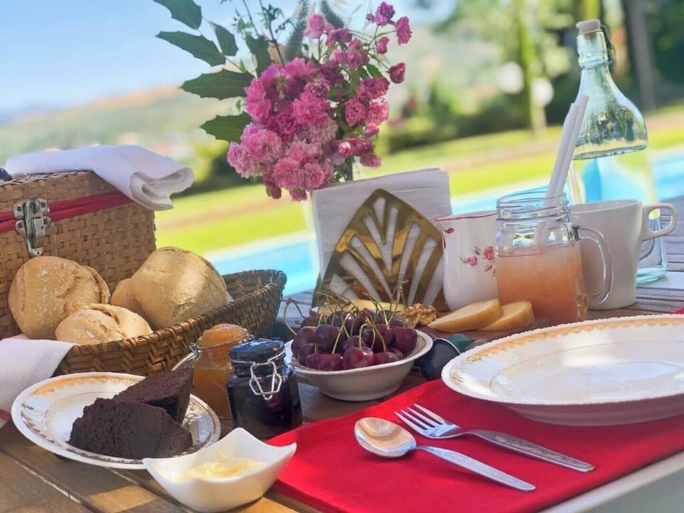  Comece o dia com um pequeno-almoço delicioso e vistas incríveis.
@lugarnasestrelas