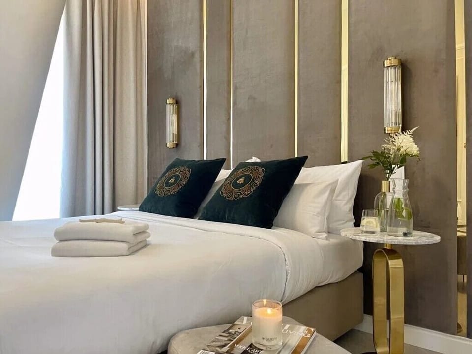 Apartament Sky View | In-room safe, laptop workspace, blackout drapes, soundproofing