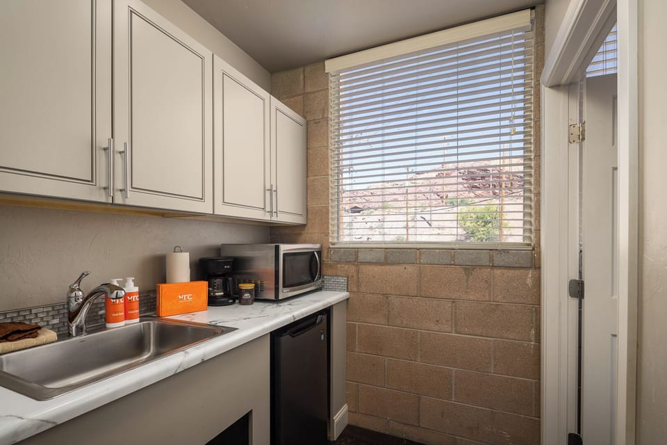 Kitchenette area