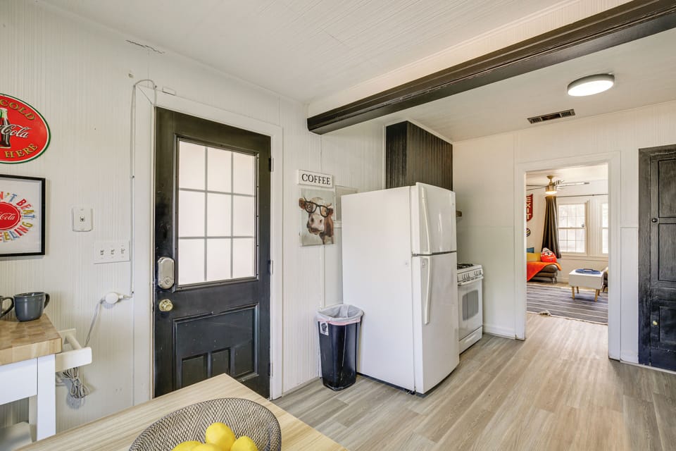 House (2 Bedrooms) | Interior
