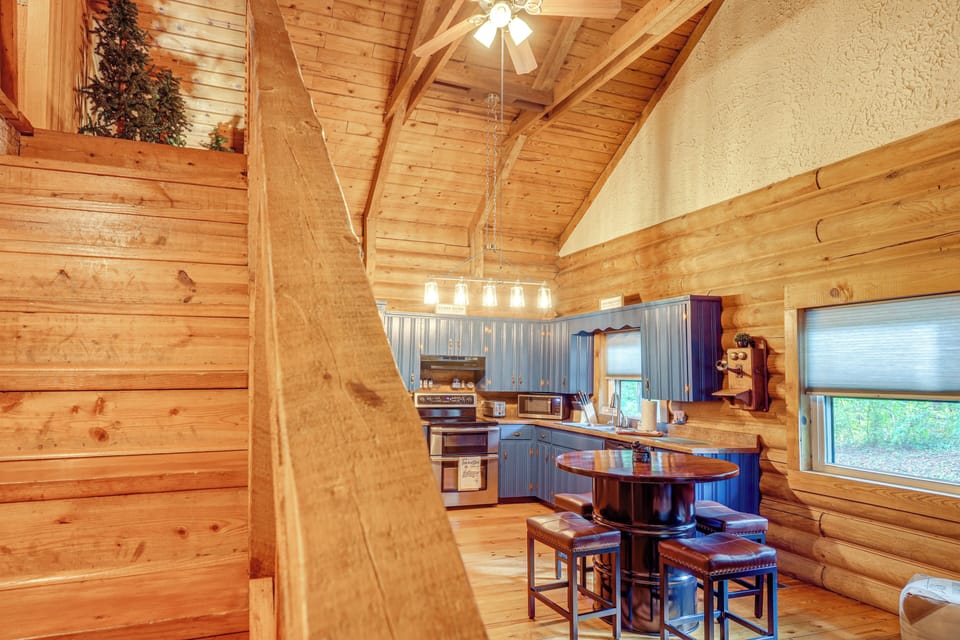House (2 Bedrooms) | Interior
