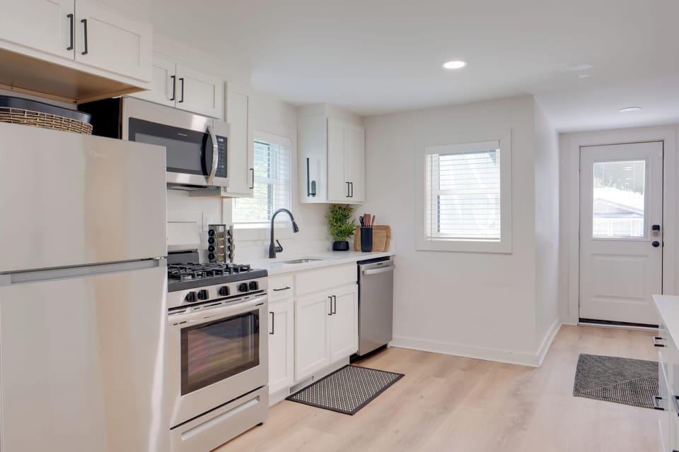 House (2 Bedrooms) | Interior