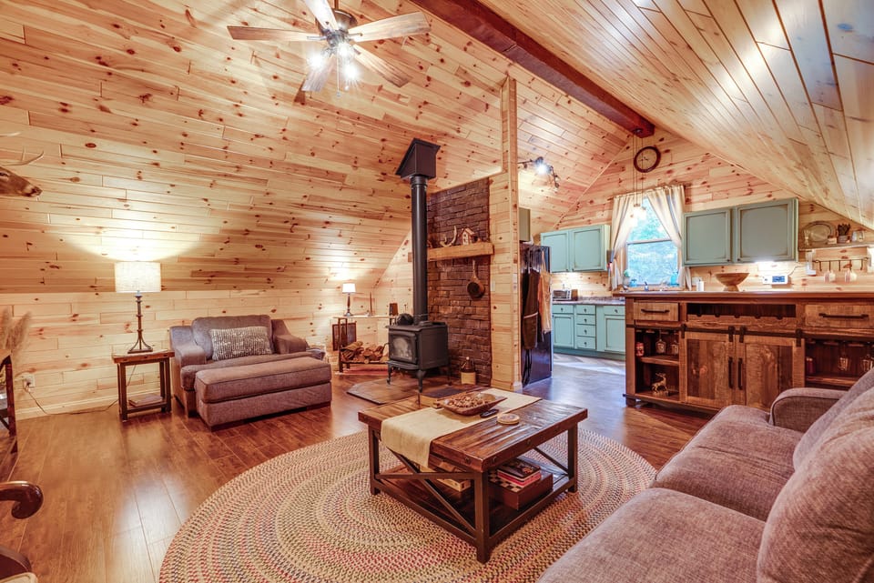 House (2 Bedrooms) | Interior