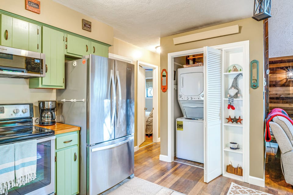 House (2 Bedrooms) | Interior