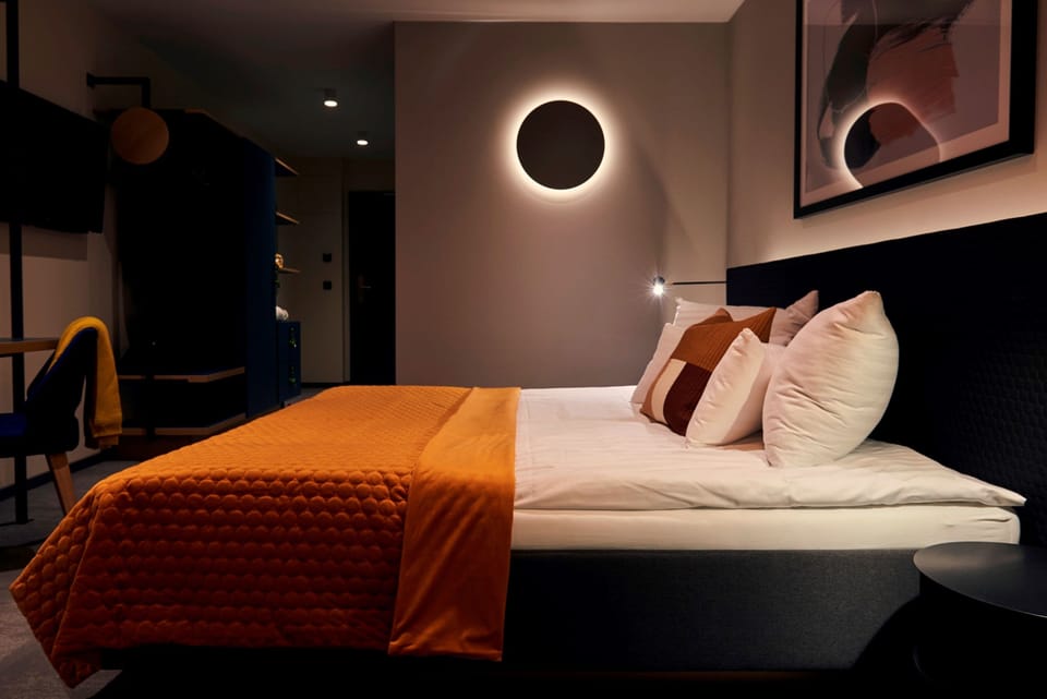 Standard Double Room | In-room safe, desk, laptop workspace, free WiFi