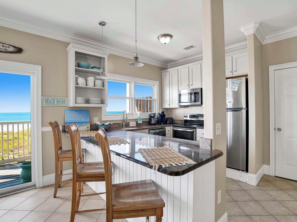 Breakfast Bar, Second Floor
