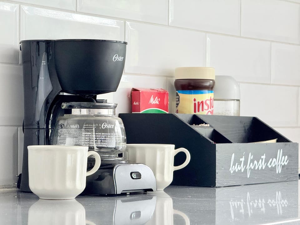 Apartment, Park View (406) | Coffee and/or coffee maker