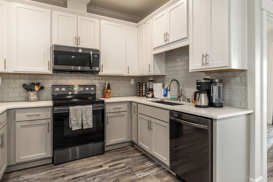 Coastal Château Kitchen with Coffee Maker, Dishwasher and Microwave