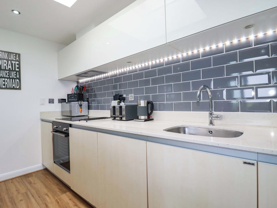Fridge, microwave, dishwasher, toaster