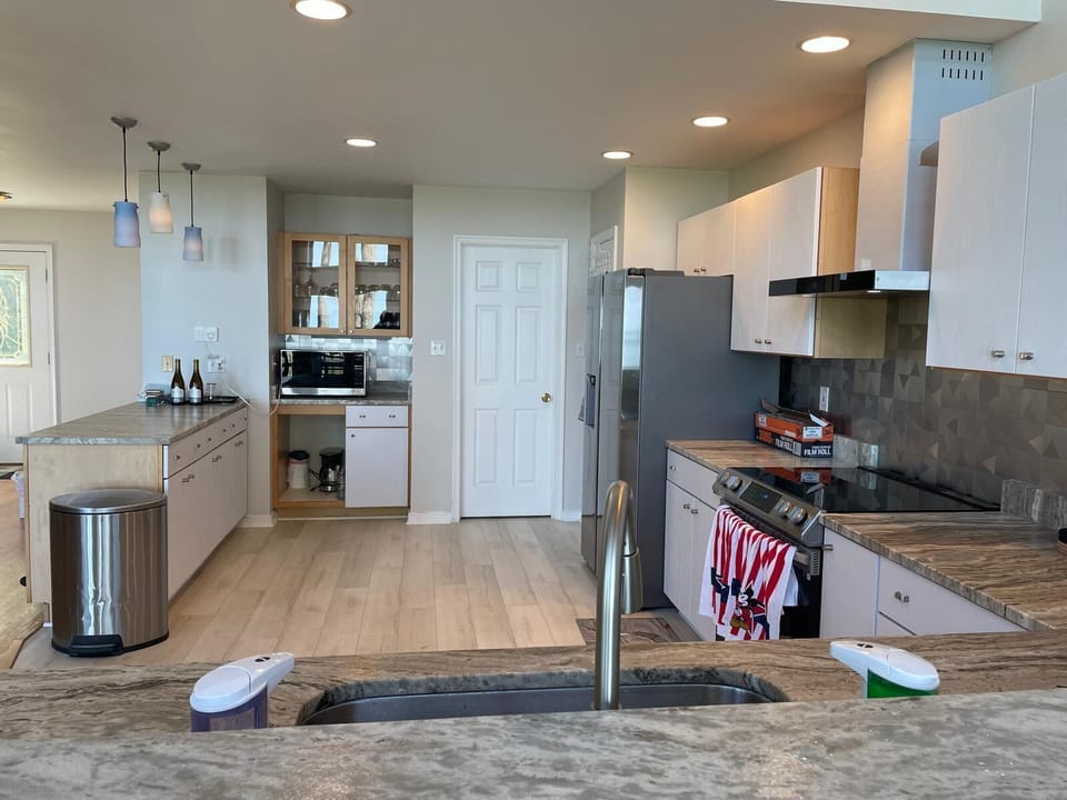 Fully functional Kitchen