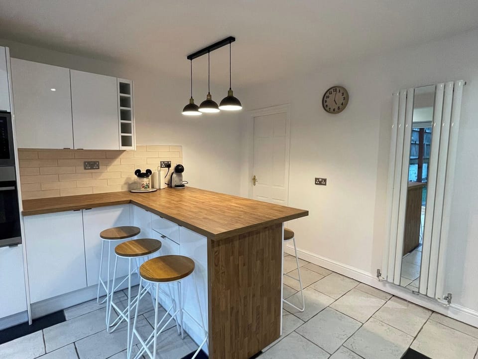 Fridge, toaster, cookware/dishes/utensils