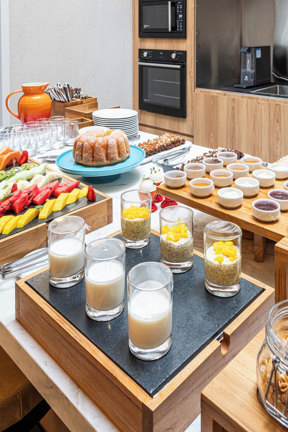 Free daily buffet breakfast