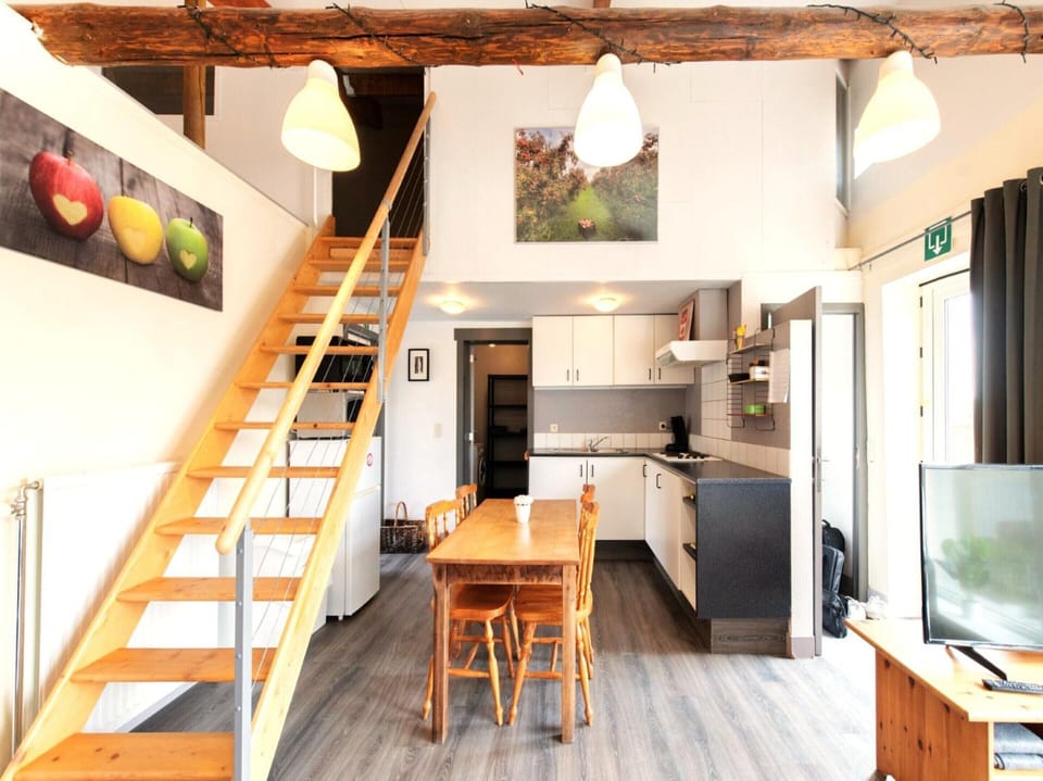 House | Dining
