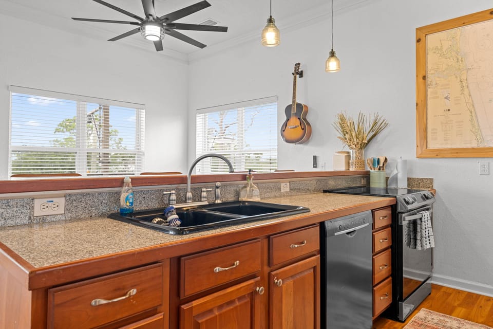Kitchen 1