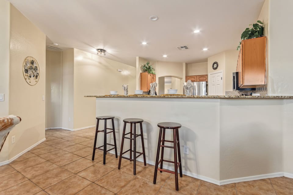 House, Multiple Beds, Pool Access, City View (Blackfoot Two San Tan Valley) | Dining