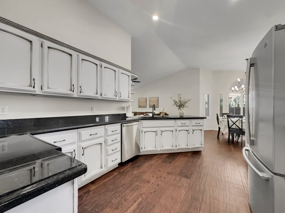 House, Multiple Beds, Pool Access, Garden View (Nacoma Sun Lakes) | Private kitchen