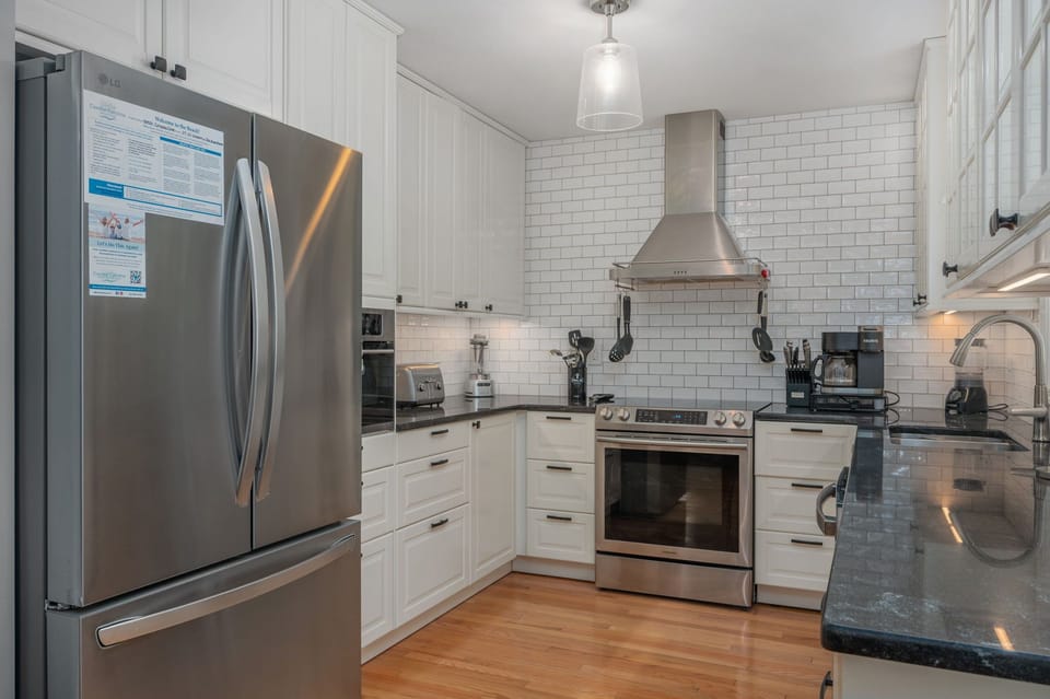 NH501: Calypso's Cove | Kitchen Area