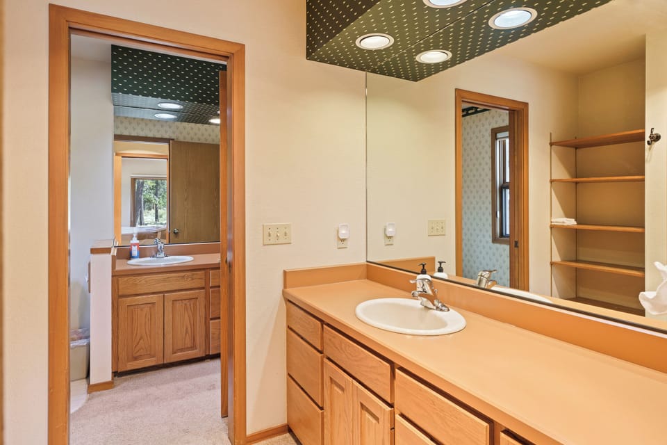 You can see the hall bath L's into the Primary which has a shower and vainty
