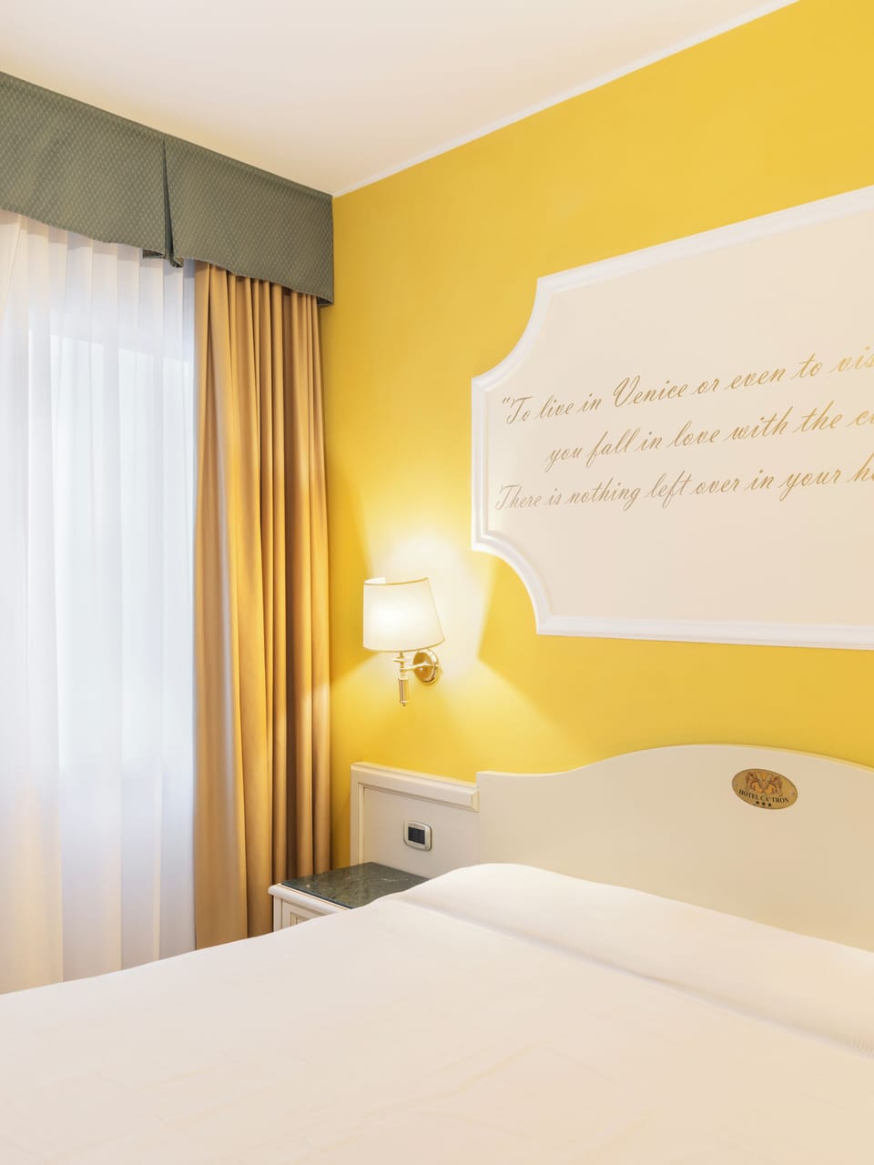 Classic Double Room | Desk, WiFi (free)
