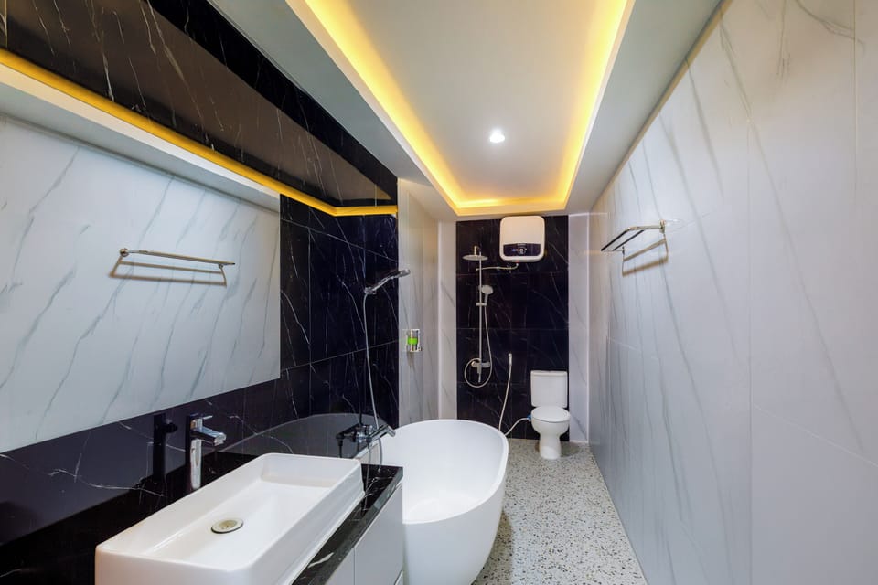 Deluxe Double Room, Garden View | Bathroom | Bidet