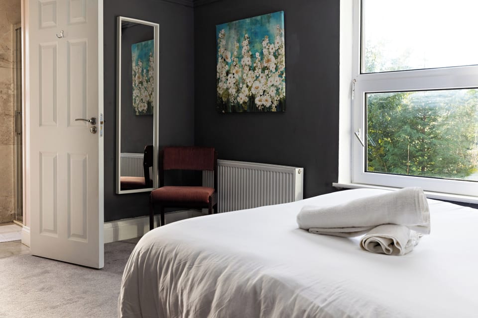 Classic Double Room | Free WiFi