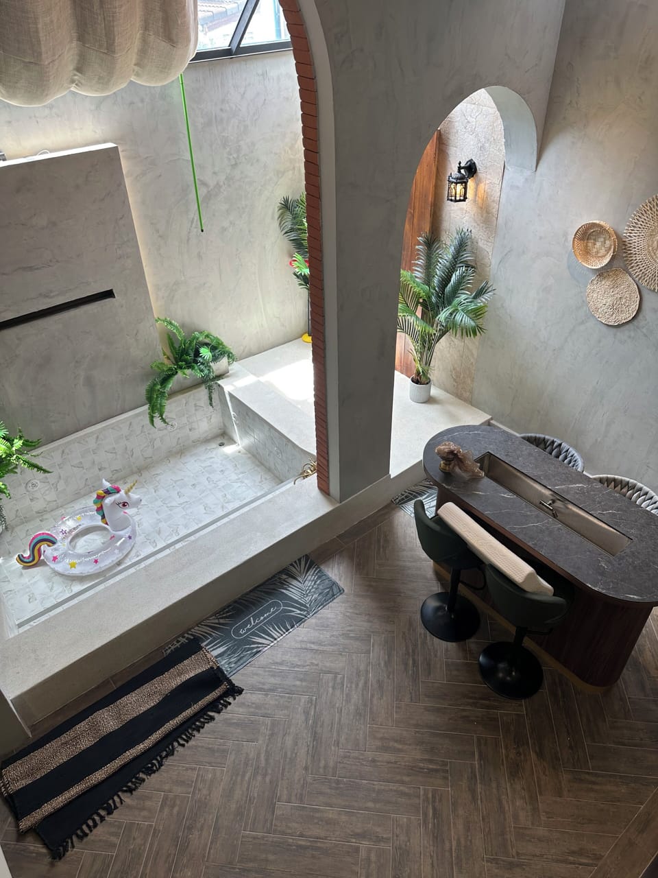 Jacuzzi Comfort Quadruple Room | In-room safe, blackout drapes, iron/ironing board, free WiFi