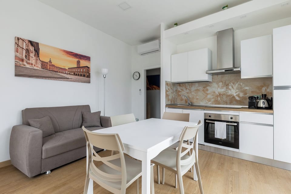 Apartment, 3 Bedrooms, Balcony, City View | Living area | 30-inch TV with satellite channels