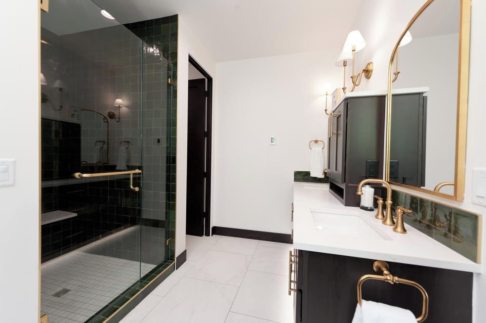 Master Bathroom - Tub and Shower