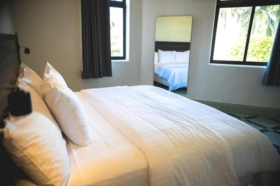 1 King bedroom