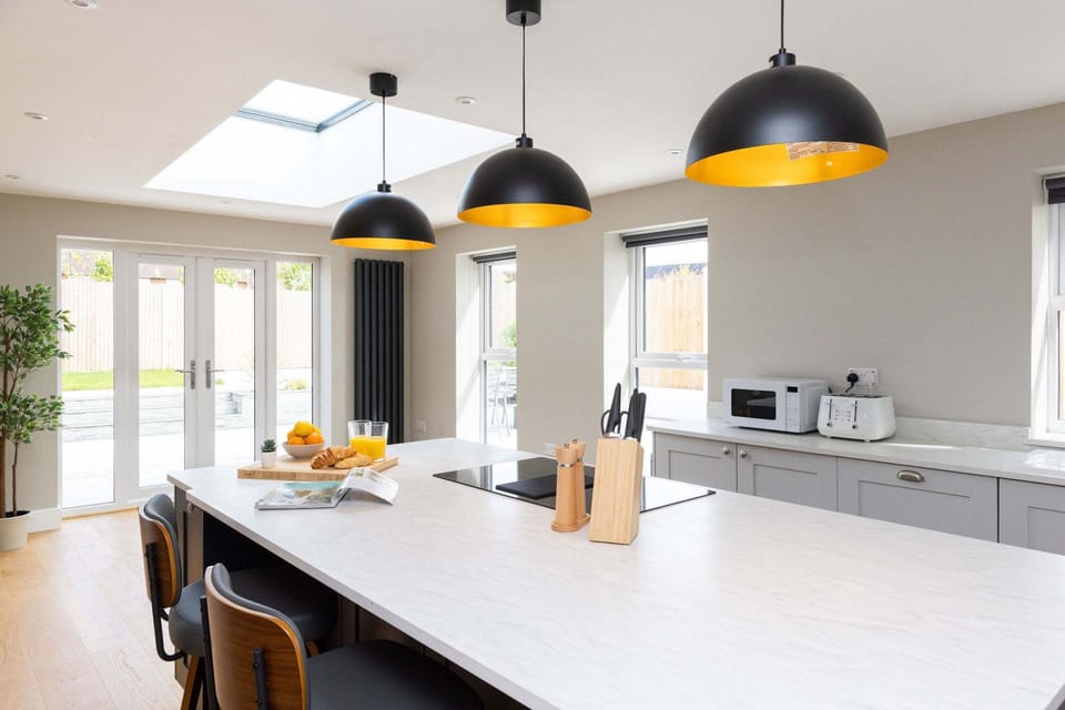 House | 5 bedrooms, Internet