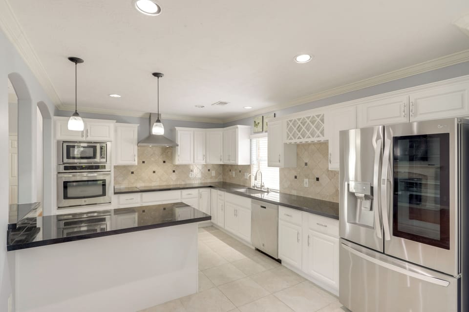 House (4 Bedrooms) | Interior