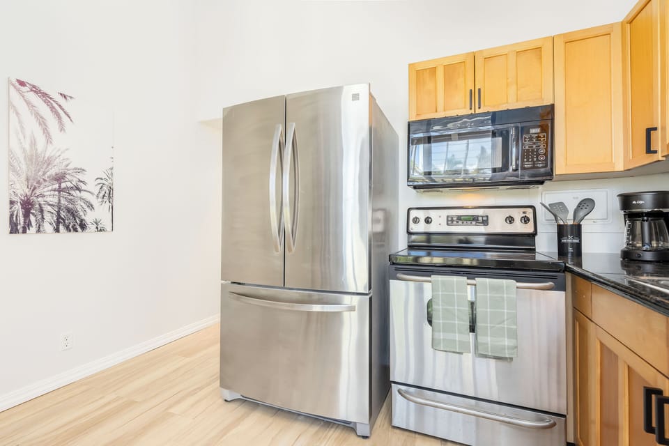 Enjoy cooking in a kitchen with all new appliances