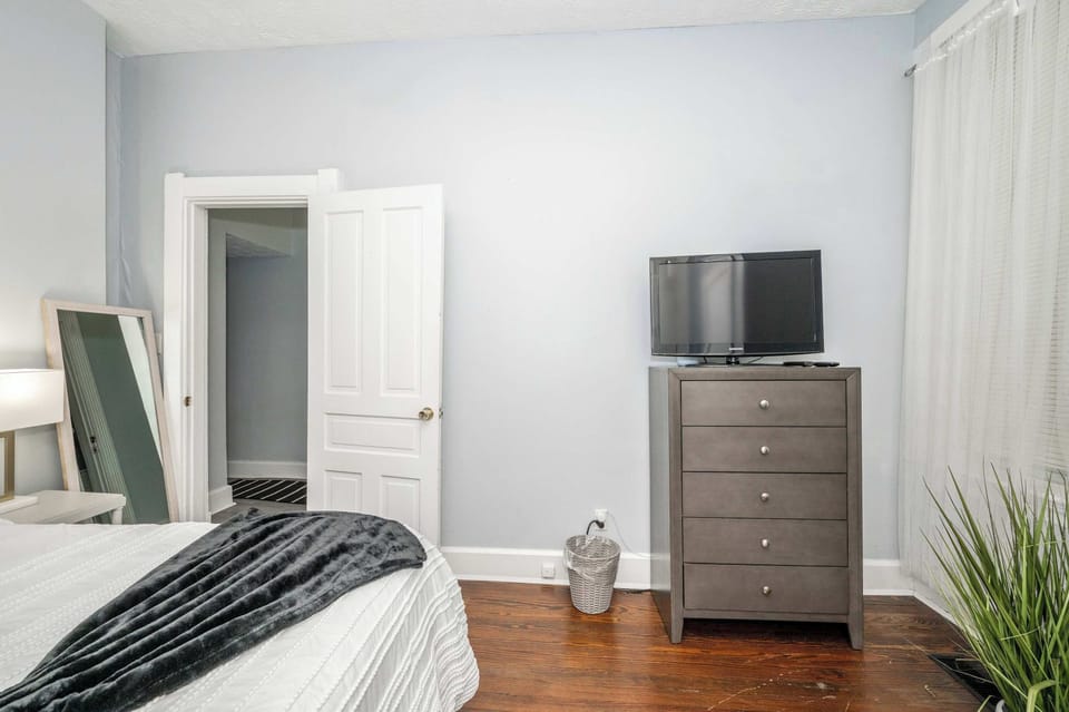 Apartment, 1 Queen Bed with Sofa bed, Patio, Garden View (Queen City Suites 1) | 1 bedroom, individually decorated, individually furnished