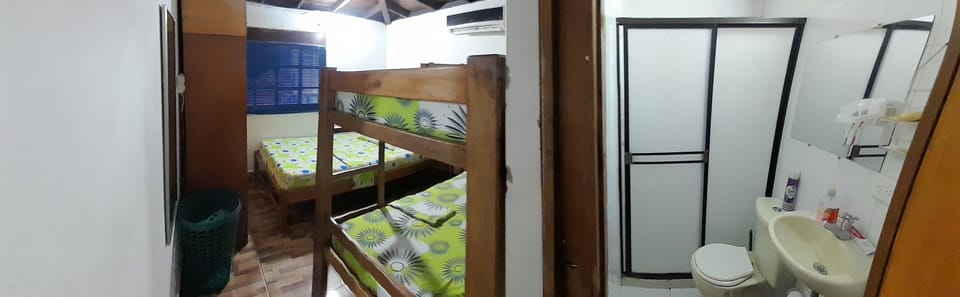 Family Cabin, Patio | WiFi (free)