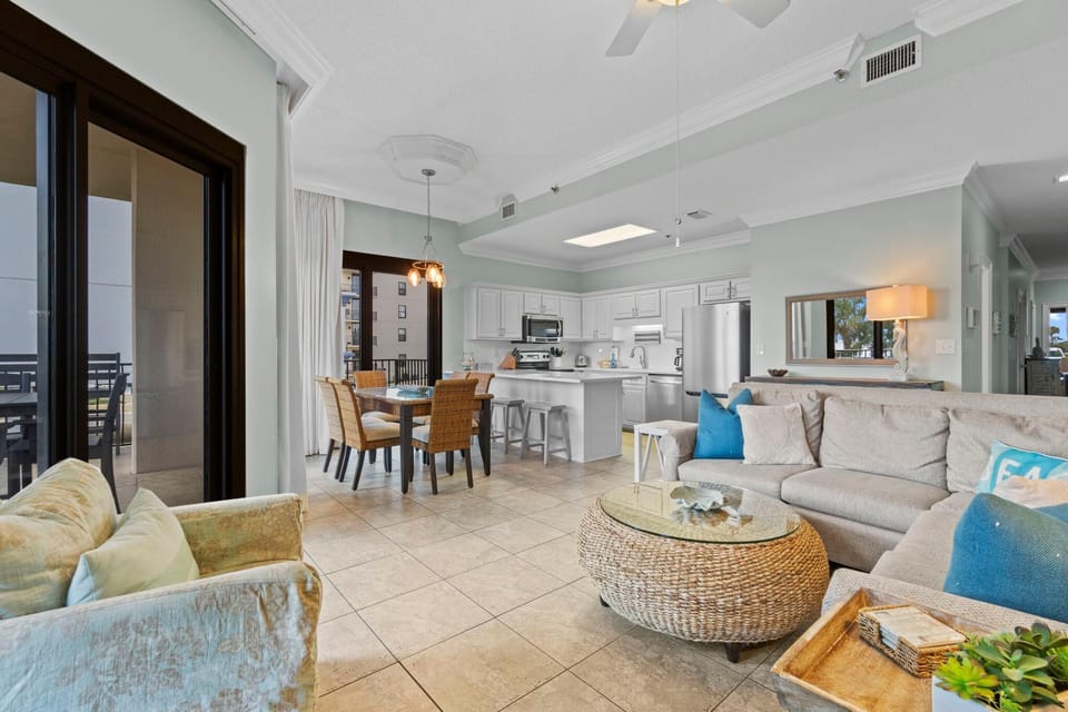 Condo, Multiple Beds (Phoenix East 101) | Living area