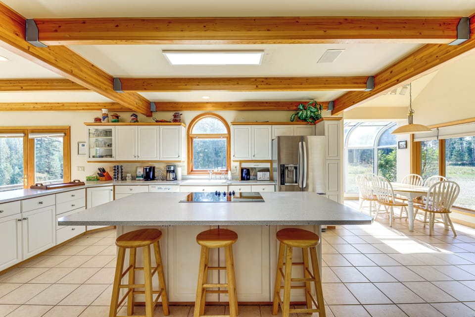 Kitchen | Wall Oven | Microwave | Dishwasher | Main Level