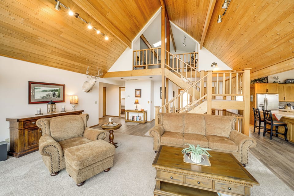 Living Area | Main Floor