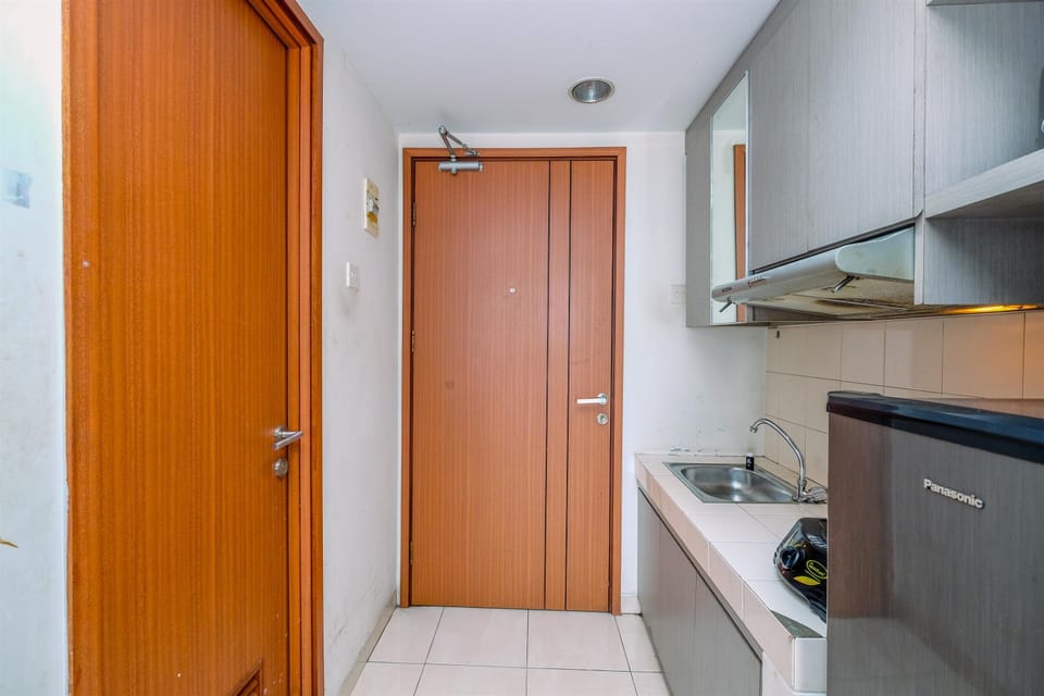 Standard Apartment | Private kitchen | Cookware/dishes/utensils
