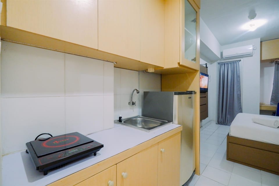 Standard Apartment | Private kitchen | Cookware/dishes/utensils