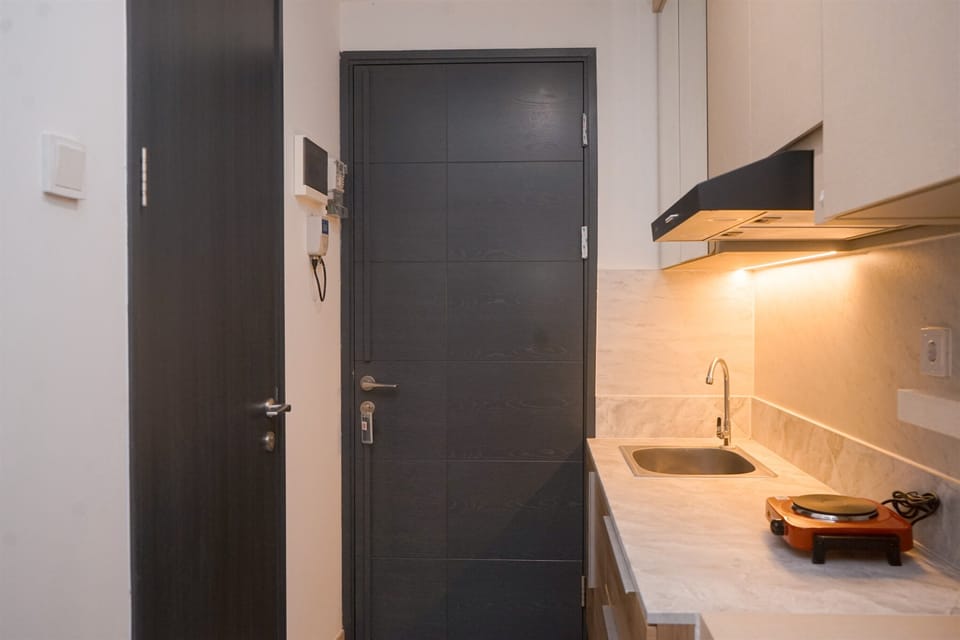 Standard Apartment | Private kitchen | Cookware/dishes/utensils