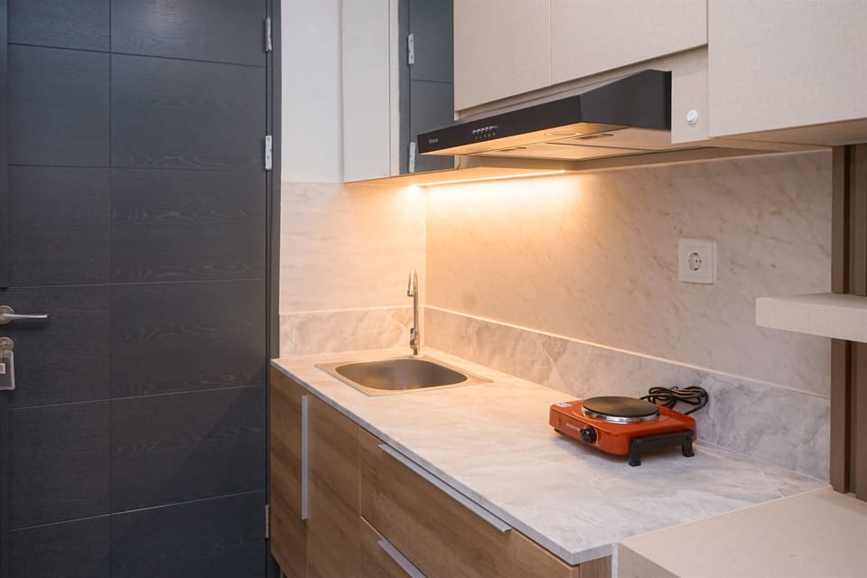 Standard Apartment | Private kitchen | Cookware/dishes/utensils