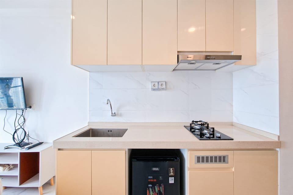 Standard Apartment | Private kitchen | Cookware/dishes/utensils