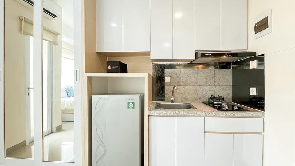 Standard Apartment | Private kitchen | Cookware/dishes/utensils
