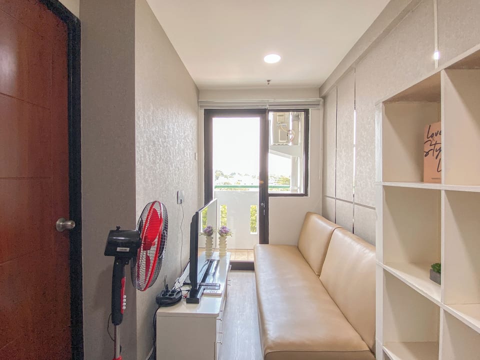 Standard Apartment | Living area